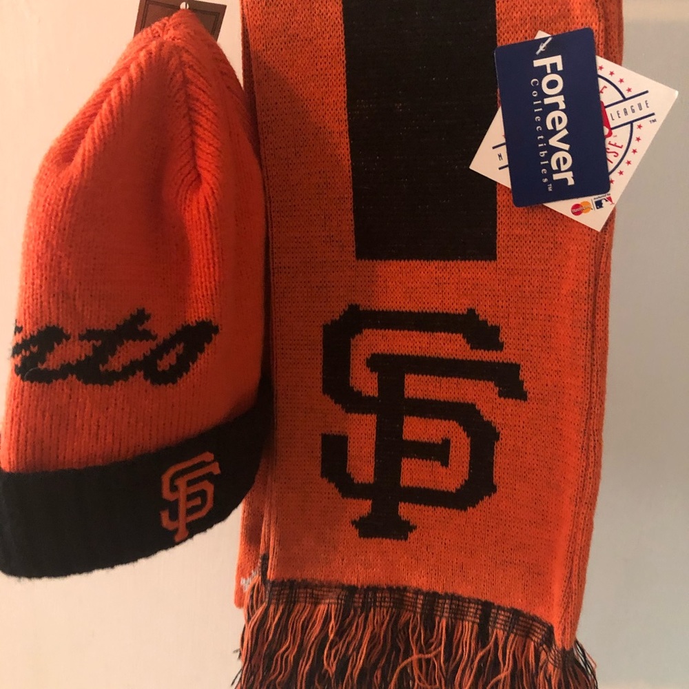 San Francisco Giants Scarf & Beanie